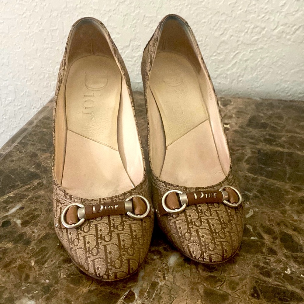 Dior classic heels